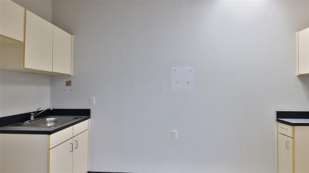 For Sale: $68,530 (0 beds, 0 baths, 48777 Square Feet)
