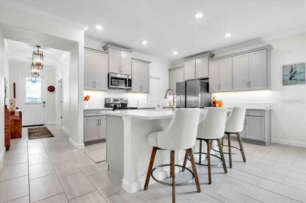 Active With Contract: $474,900 (3 beds, 2 baths, 2129 Square Feet)