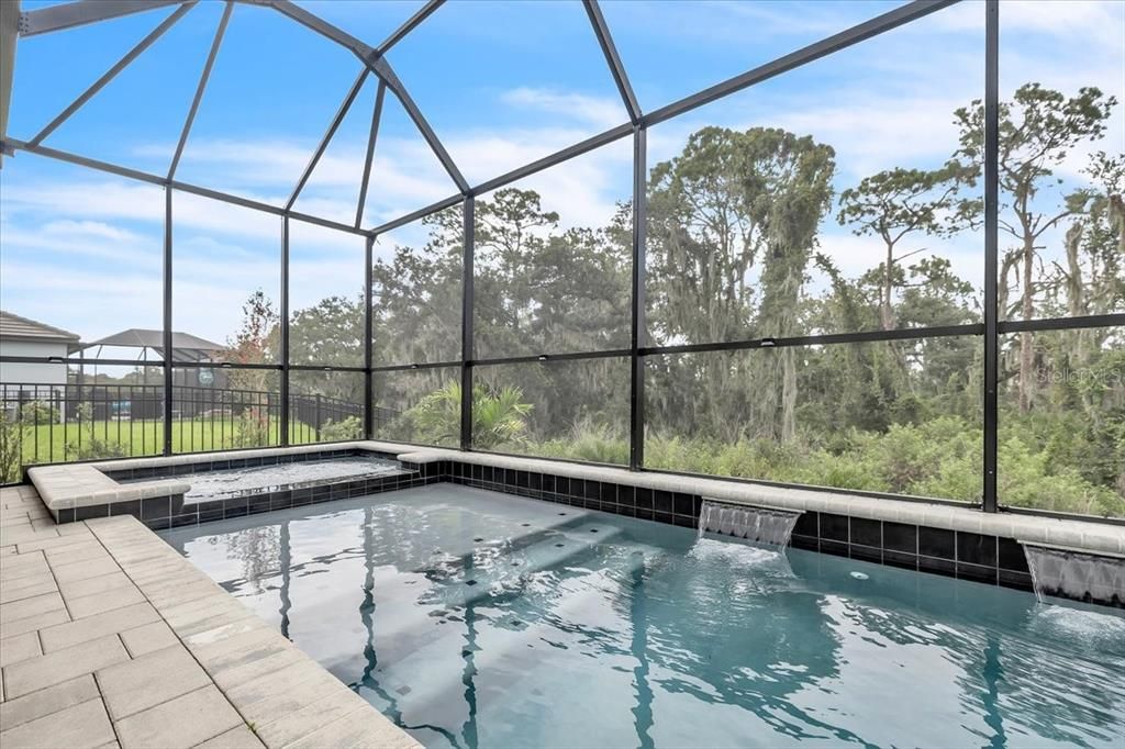 Active With Contract: $474,900 (3 beds, 2 baths, 2129 Square Feet)