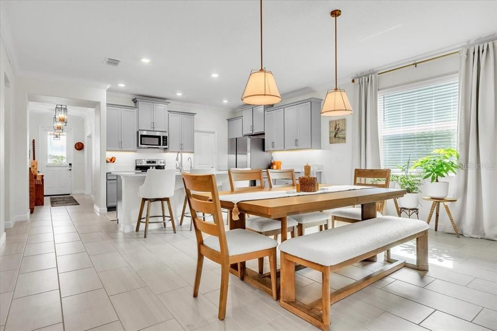 Active With Contract: $474,900 (3 beds, 2 baths, 2129 Square Feet)