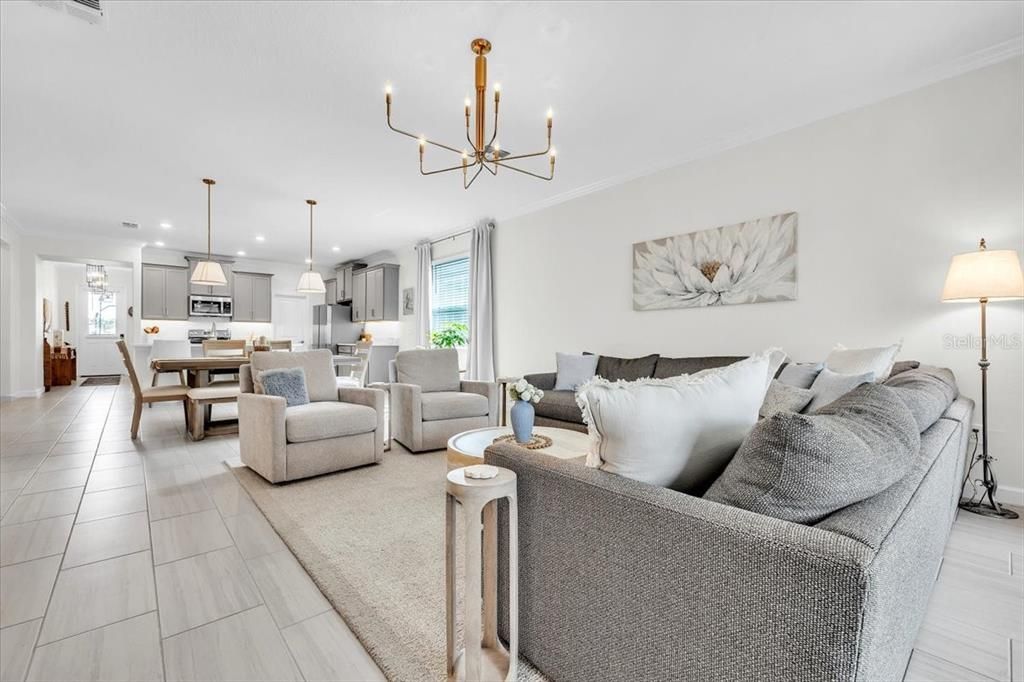 Active With Contract: $474,900 (3 beds, 2 baths, 2129 Square Feet)