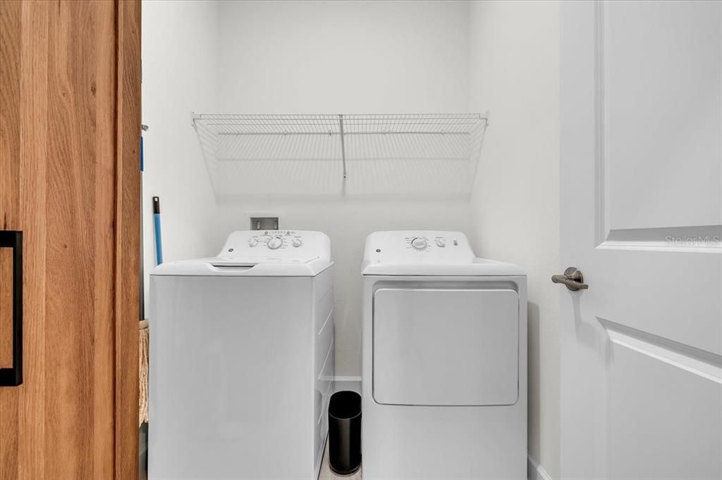 Active With Contract: $474,900 (3 beds, 2 baths, 2129 Square Feet)