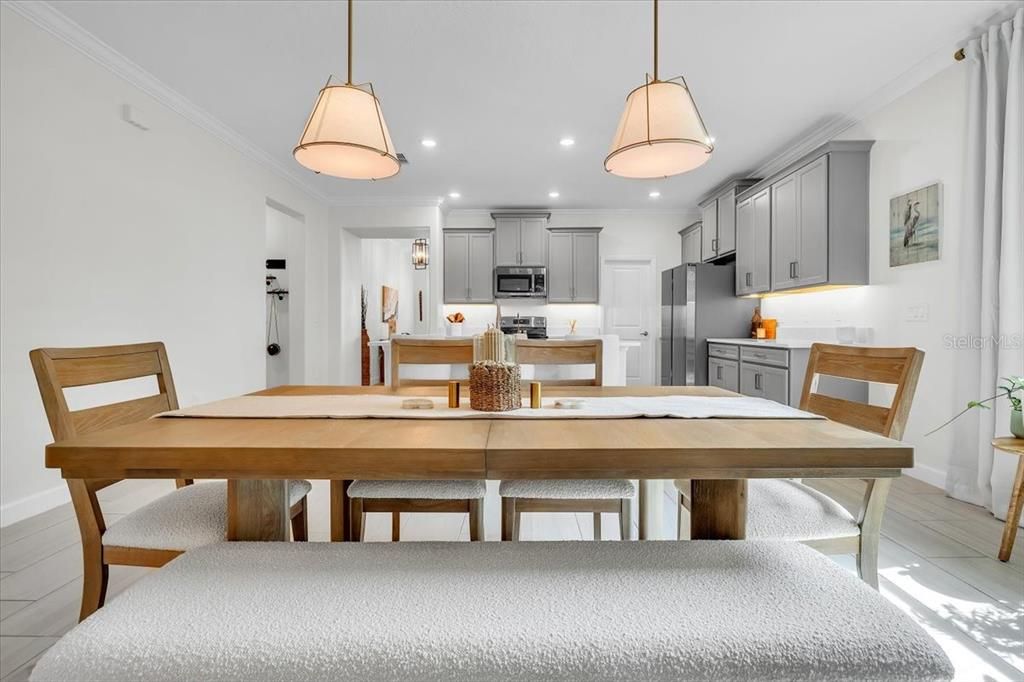 Active With Contract: $474,900 (3 beds, 2 baths, 2129 Square Feet)