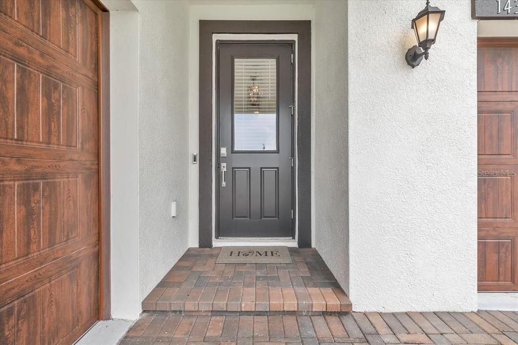 Active With Contract: $474,900 (3 beds, 2 baths, 2129 Square Feet)