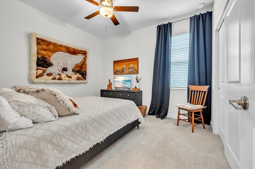 Active With Contract: $474,900 (3 beds, 2 baths, 2129 Square Feet)
