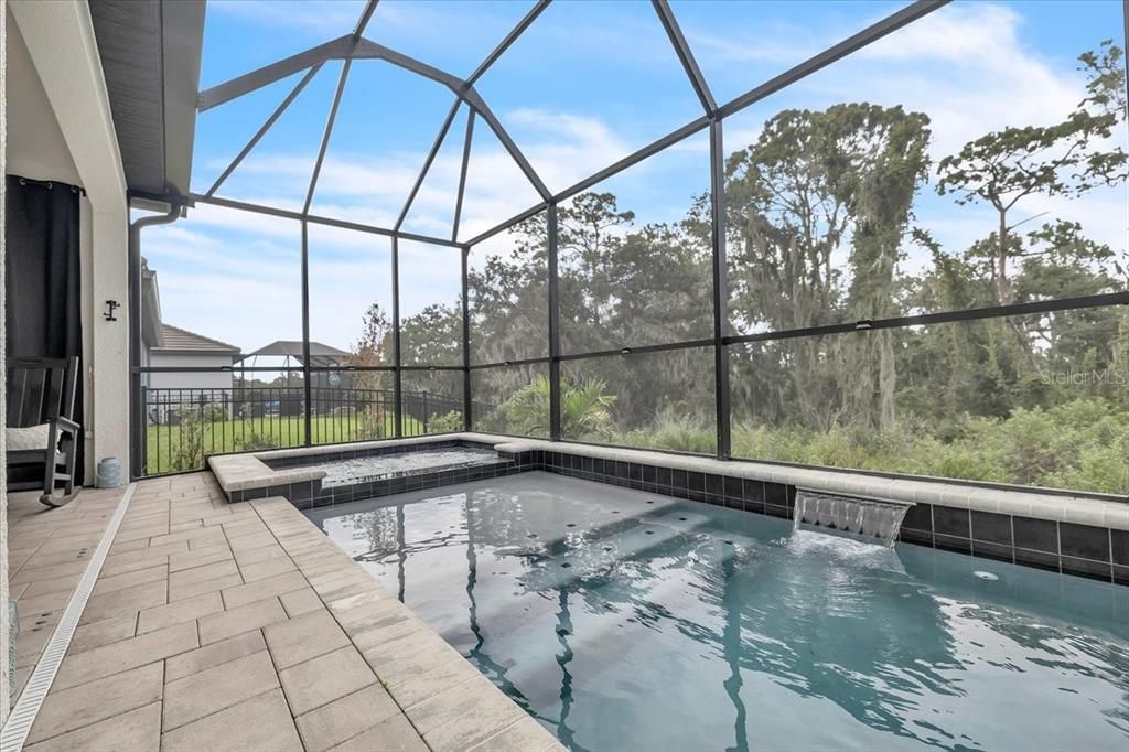 Active With Contract: $474,900 (3 beds, 2 baths, 2129 Square Feet)
