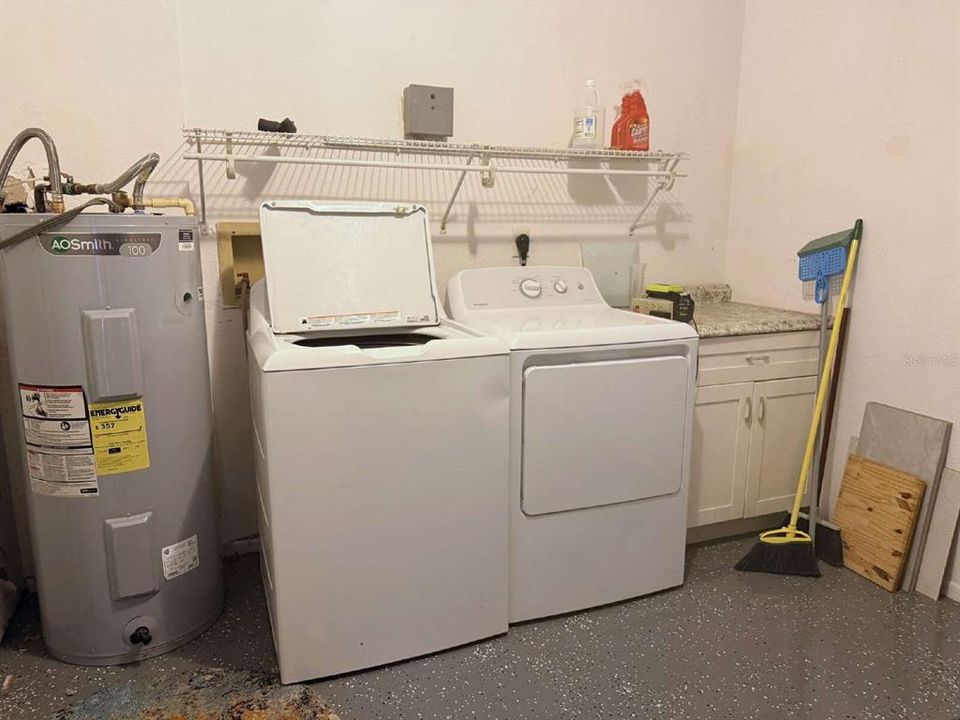 В аренду: $1,900 (2 спален, 1 ванн, 912 Квадратных фут)