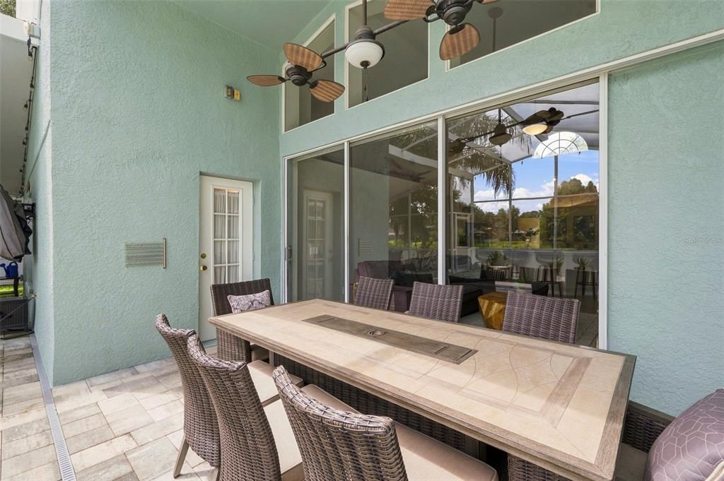 For Sale: $749,000 (4 beds, 3 baths, 2569 Square Feet)