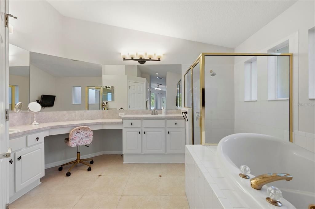 For Sale: $749,000 (4 beds, 3 baths, 2569 Square Feet)