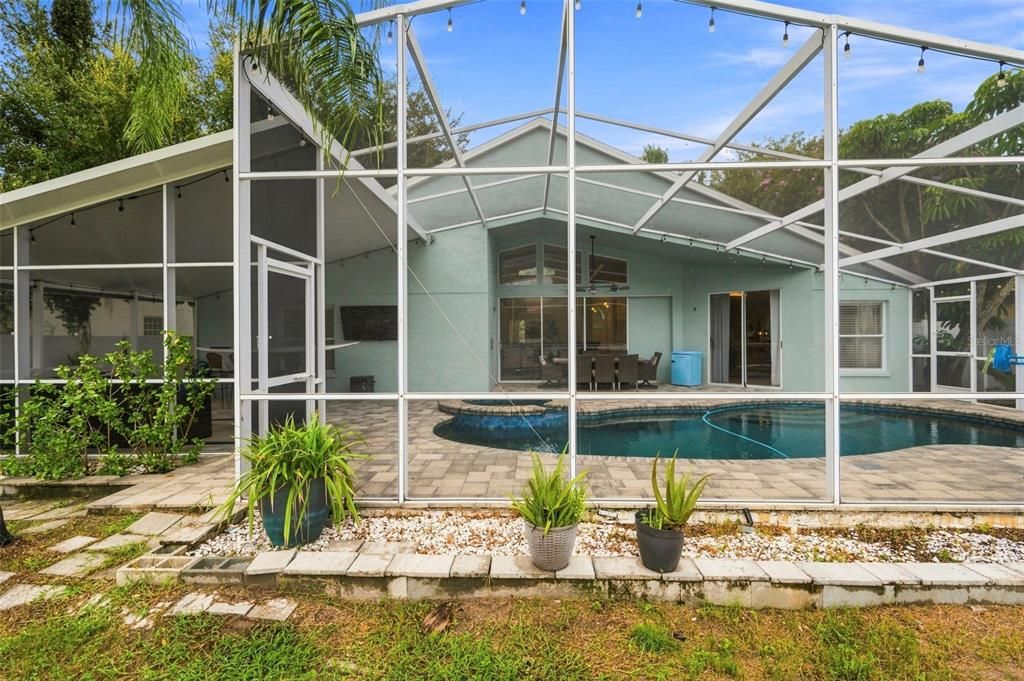 For Sale: $749,000 (4 beds, 3 baths, 2569 Square Feet)