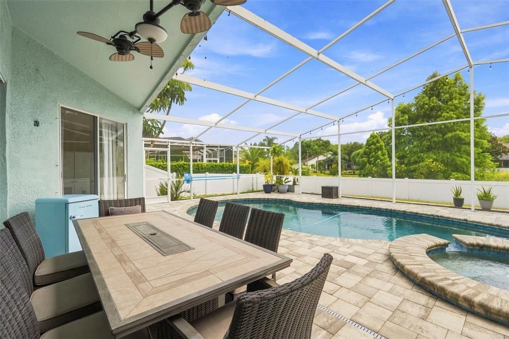 For Sale: $749,000 (4 beds, 3 baths, 2569 Square Feet)