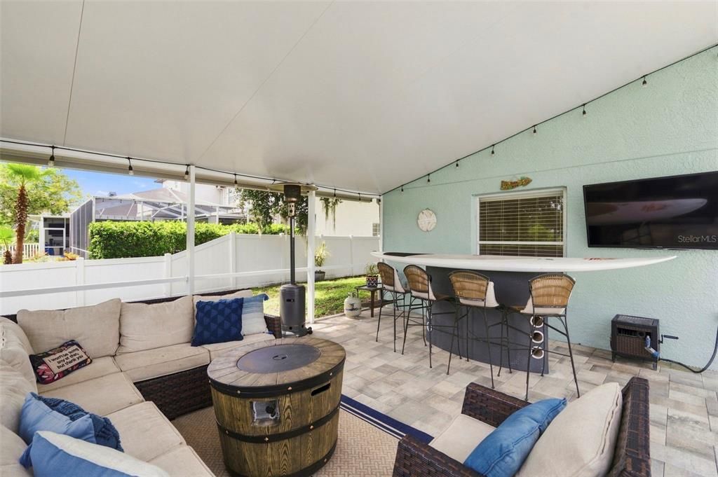 For Sale: $749,000 (4 beds, 3 baths, 2569 Square Feet)