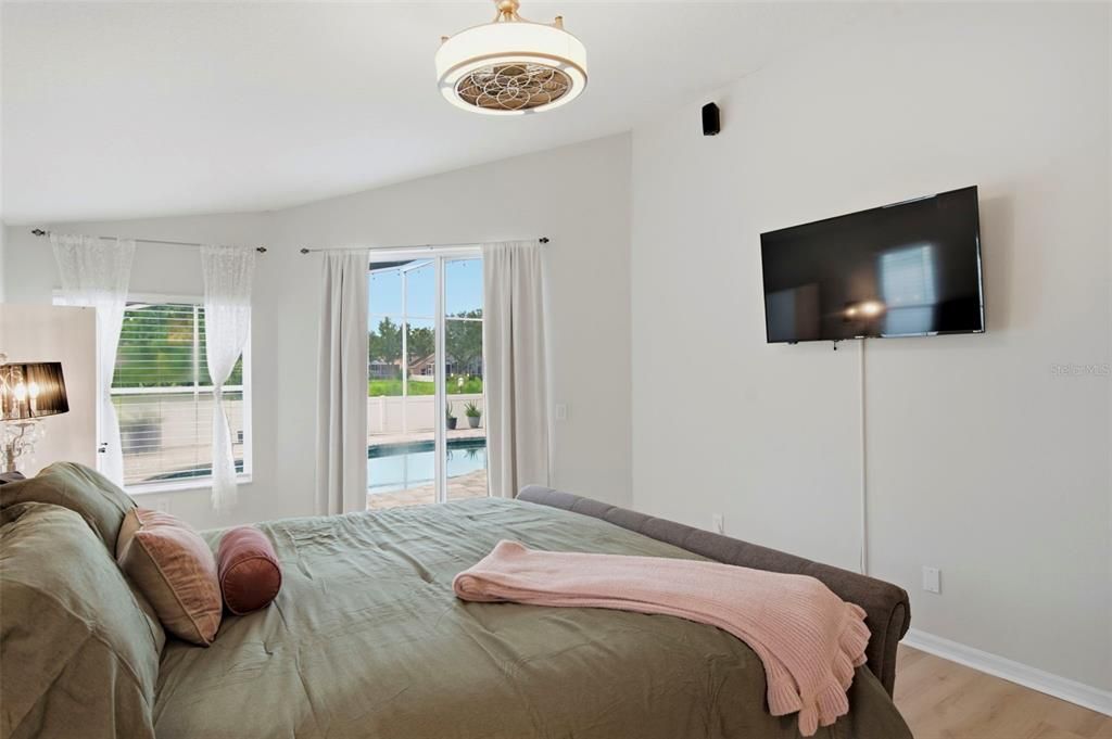 For Sale: $749,000 (4 beds, 3 baths, 2569 Square Feet)