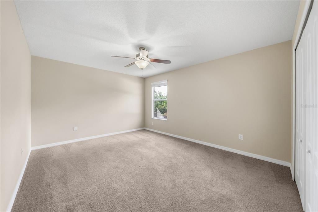 For Rent: $3,995 (7 beds, 4 baths, 4054 Square Feet)