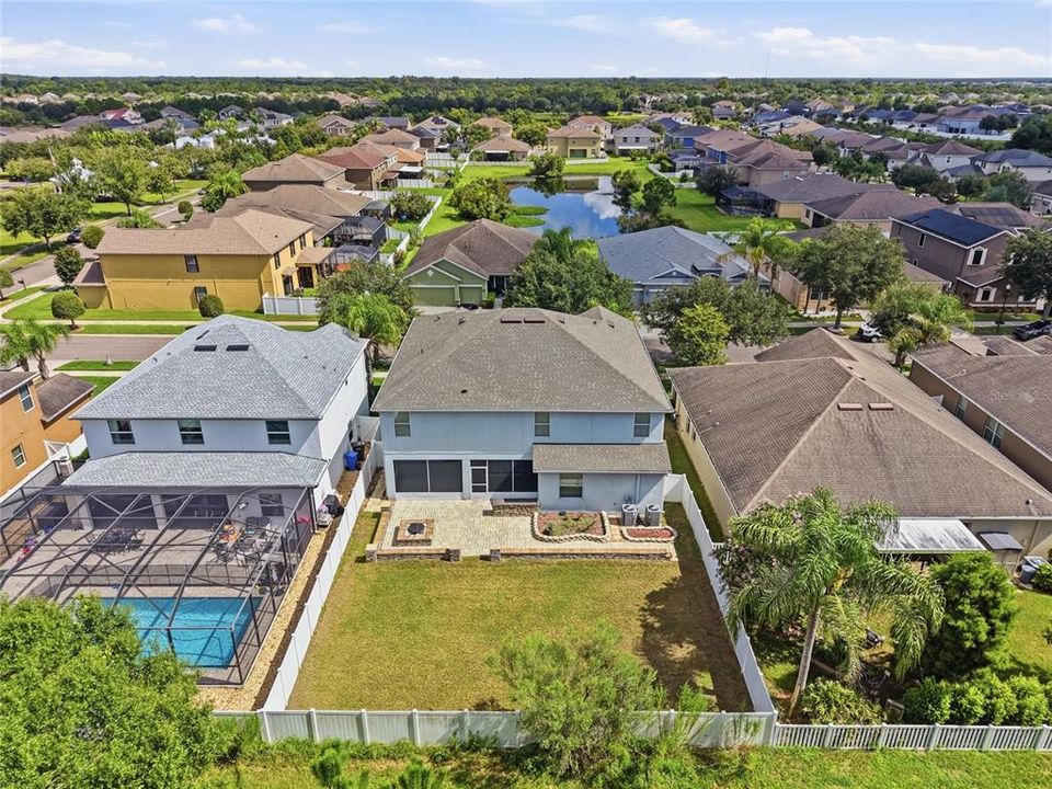 For Rent: $3,995 (7 beds, 4 baths, 4054 Square Feet)
