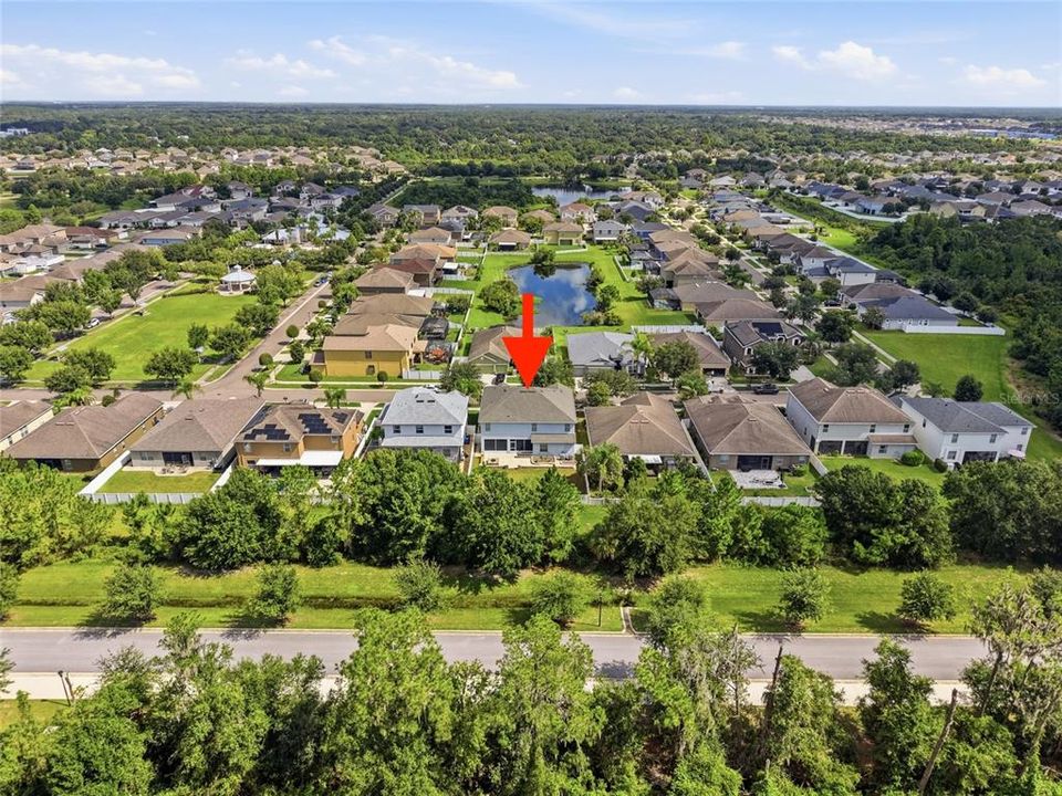 For Rent: $3,995 (7 beds, 4 baths, 4054 Square Feet)