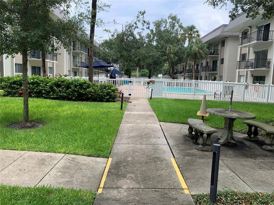 For Rent: $1,700 (2 beds, 2 baths, 938 Square Feet)