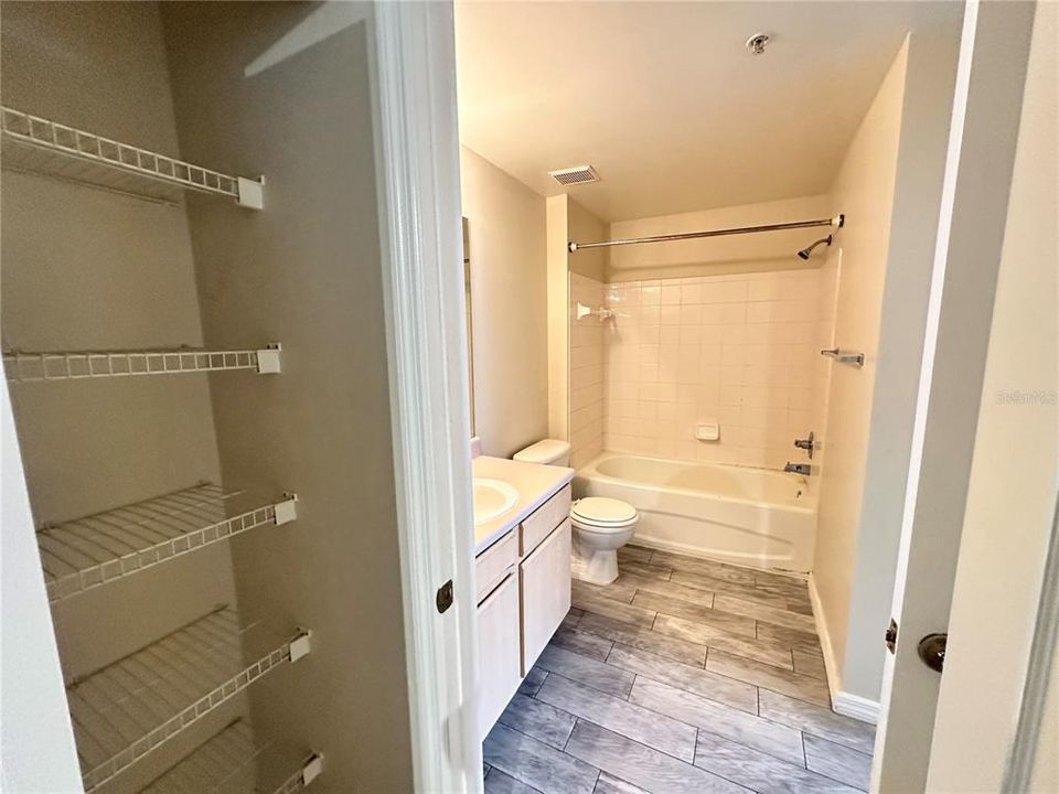 В аренду: $1,499 (1 спален, 1 ванн, 643 Квадратных фут)