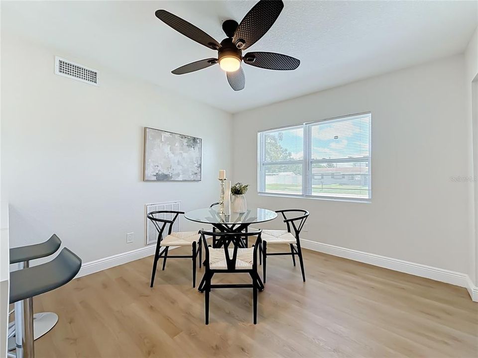 En Venta: $420,000 (3 camas, 2 baños, 1380 Pies cuadrados)