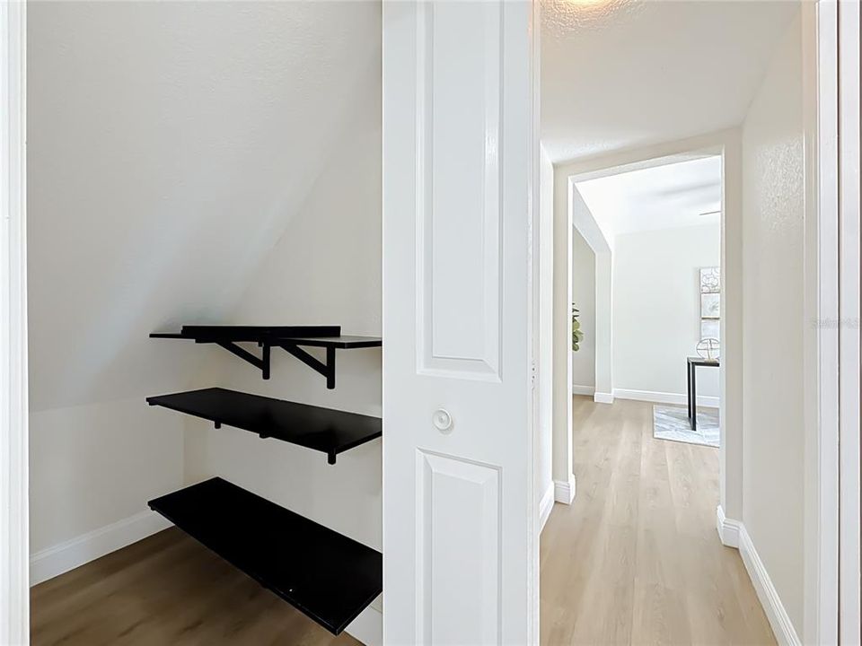 En Venta: $420,000 (3 camas, 2 baños, 1380 Pies cuadrados)