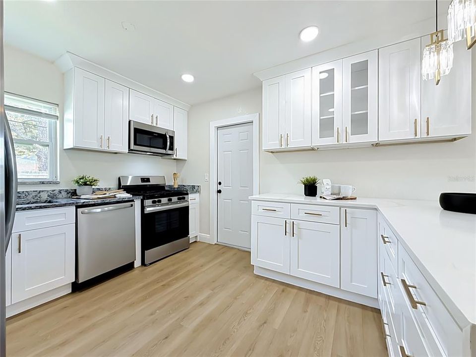 En Venta: $420,000 (3 camas, 2 baños, 1380 Pies cuadrados)