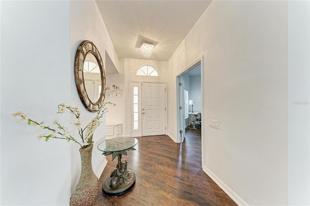 For Sale: $435,000 (3 beds, 2 baths, 1822 Square Feet)