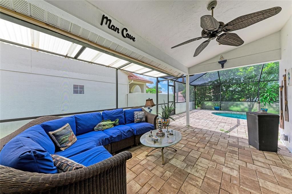 For Sale: $435,000 (3 beds, 2 baths, 1822 Square Feet)