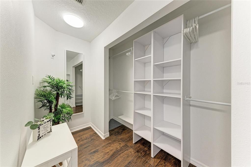 For Sale: $435,000 (3 beds, 2 baths, 1822 Square Feet)