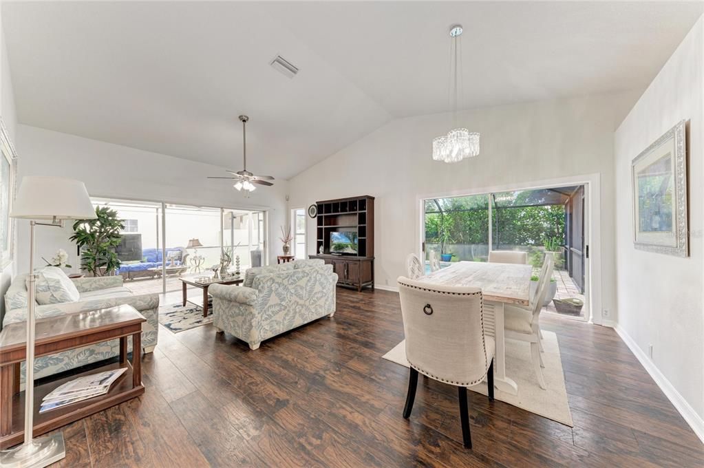 For Sale: $435,000 (3 beds, 2 baths, 1822 Square Feet)