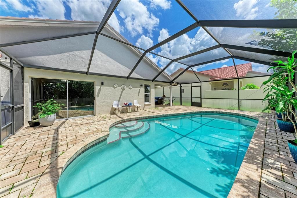 For Sale: $435,000 (3 beds, 2 baths, 1822 Square Feet)