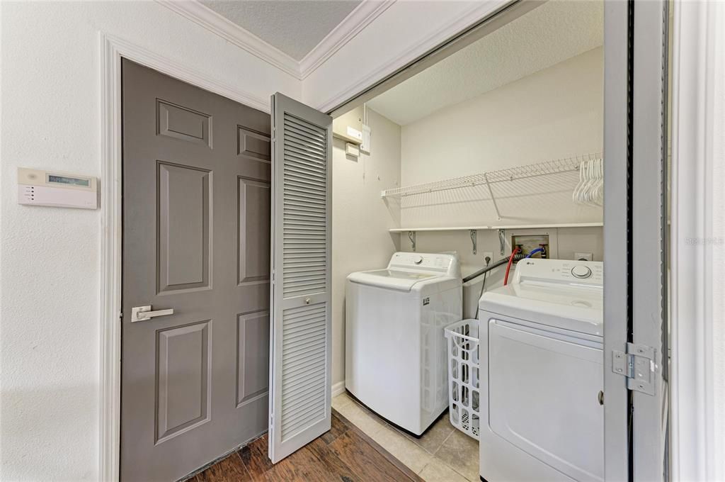 For Sale: $435,000 (3 beds, 2 baths, 1822 Square Feet)