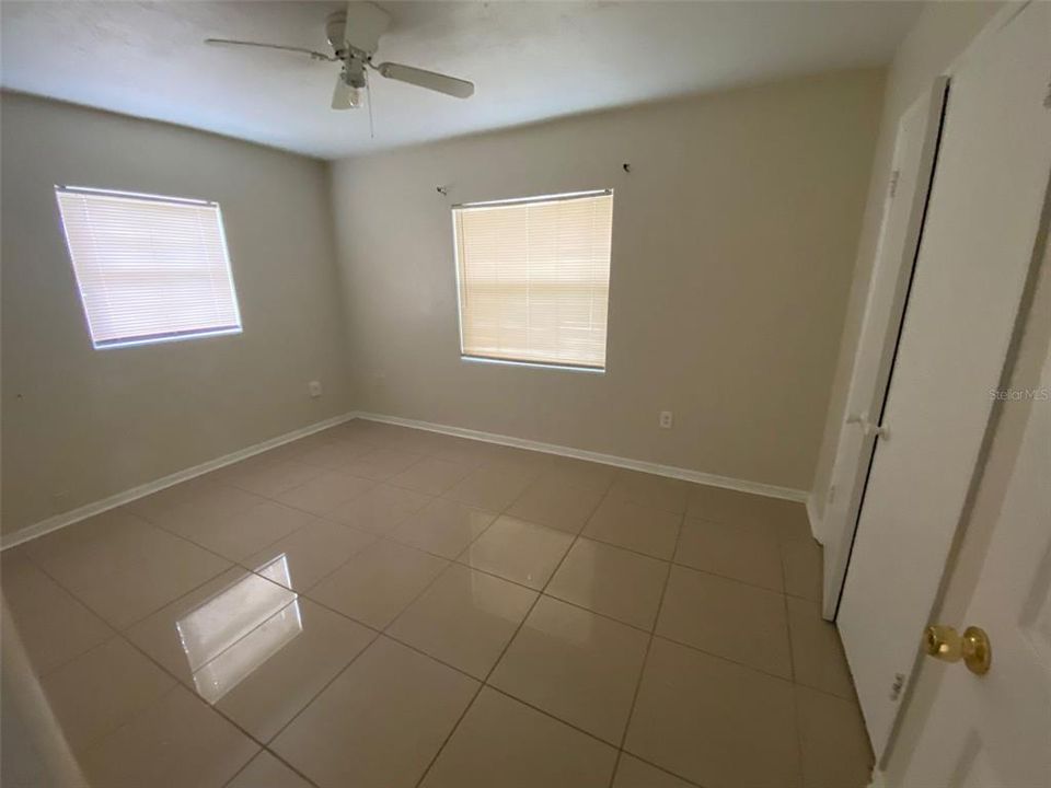 For Rent: $1,550 (2 beds, 1 baths, 726 Square Feet)
