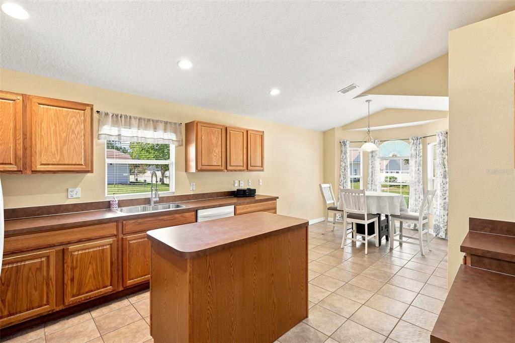 En Venta: $312,000 (3 camas, 2 baños, 1697 Pies cuadrados)