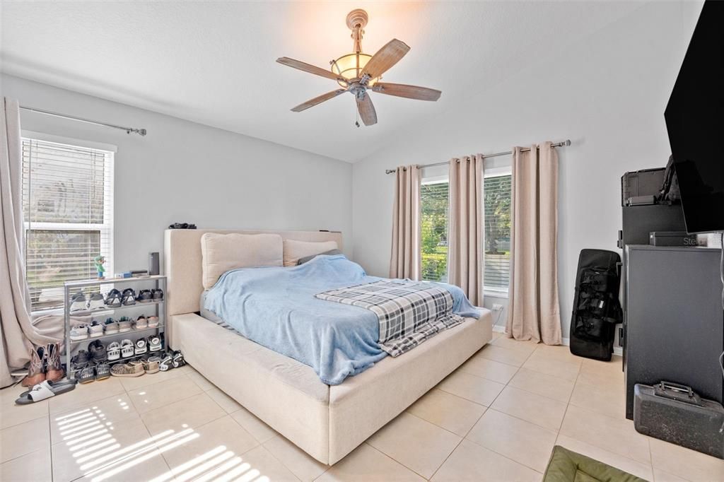 En Venta: $529,990 (3 camas, 2 baños, 1750 Pies cuadrados)