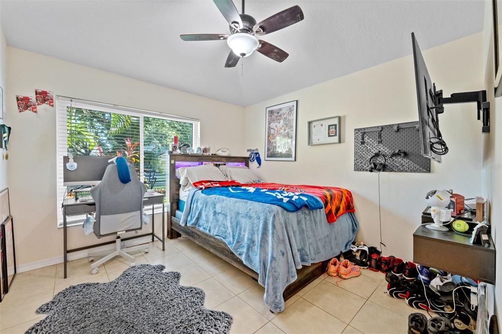 En Venta: $529,990 (3 camas, 2 baños, 1750 Pies cuadrados)