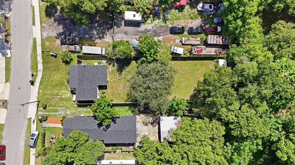 For Sale: $197,500 (2 beds, 1 baths, 972 Square Feet)