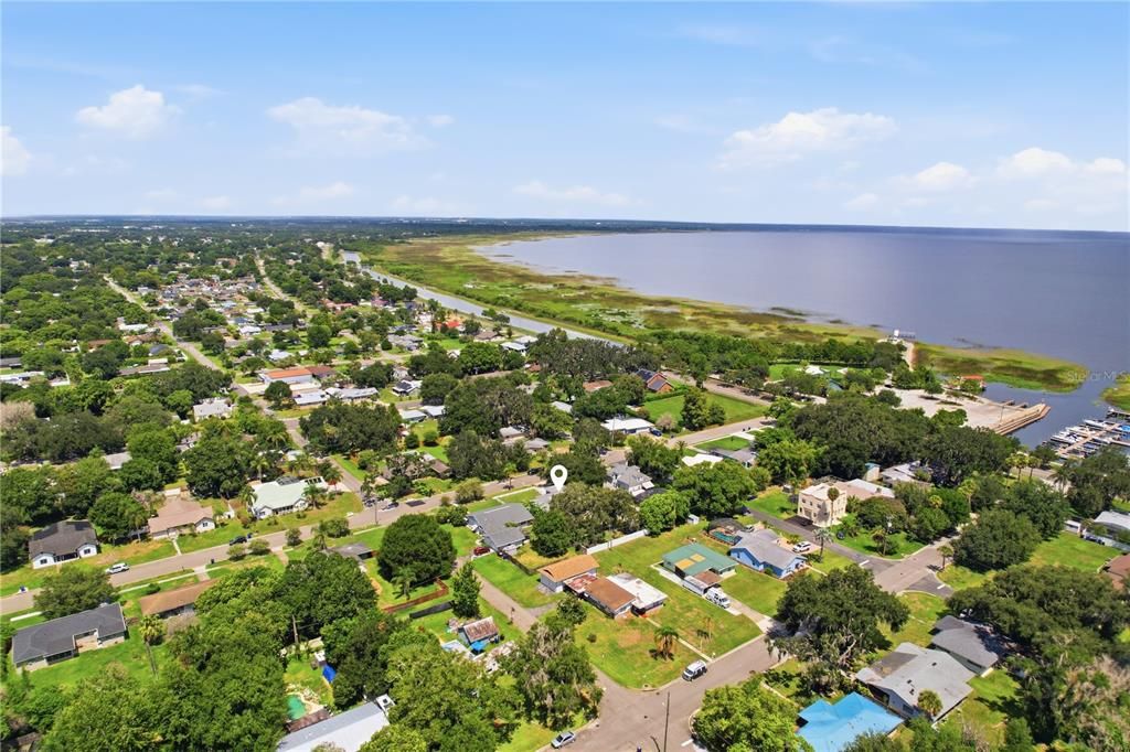 На продажу: $399,000 (3 спален, 2 ванн, 1689 Квадратных фут)