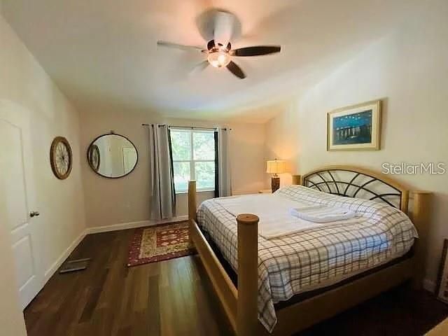 For Rent: $2,350 (3 beds, 2 baths, 1285 Square Feet)