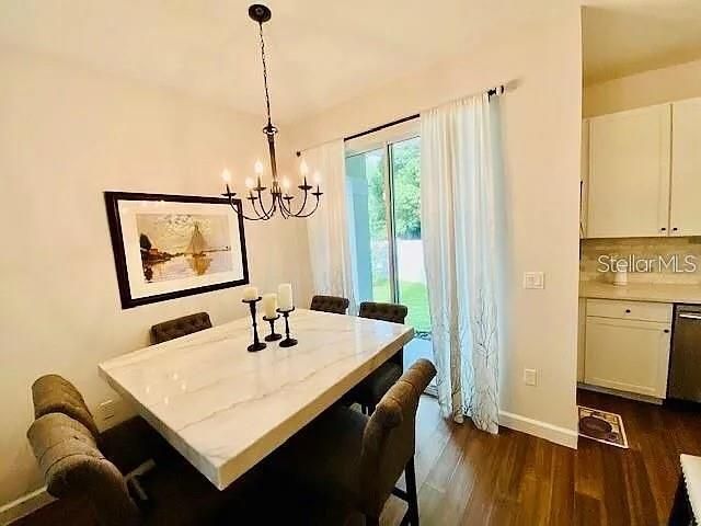 For Rent: $2,350 (3 beds, 2 baths, 1285 Square Feet)