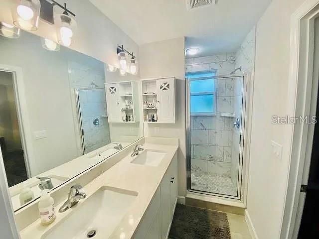 For Rent: $2,350 (3 beds, 2 baths, 1285 Square Feet)