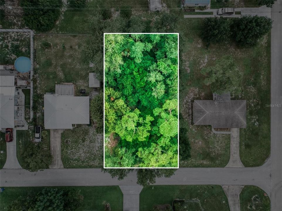 На продажу: $39,900 (0.23 acres)