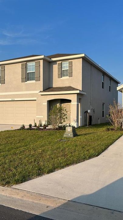 For Rent: $2,500 (5 beds, 3 baths, 2481 Square Feet)