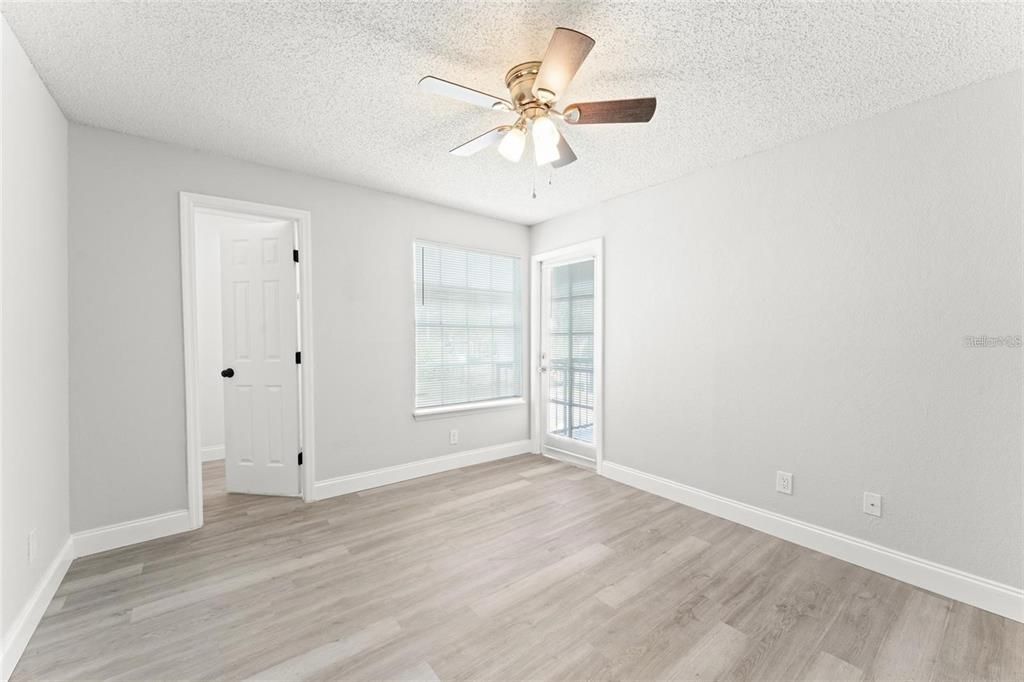 For Rent: $1,650 (2 beds, 2 baths, 864 Square Feet)