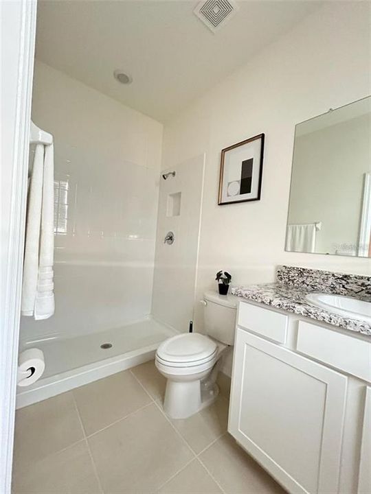 For Sale: $409,900 (4 beds, 3 baths, 2546 Square Feet)