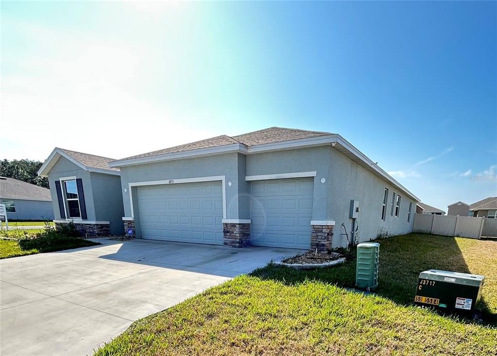 For Sale: $409,900 (4 beds, 3 baths, 2546 Square Feet)