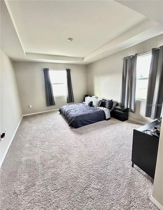 For Sale: $409,900 (4 beds, 3 baths, 2546 Square Feet)