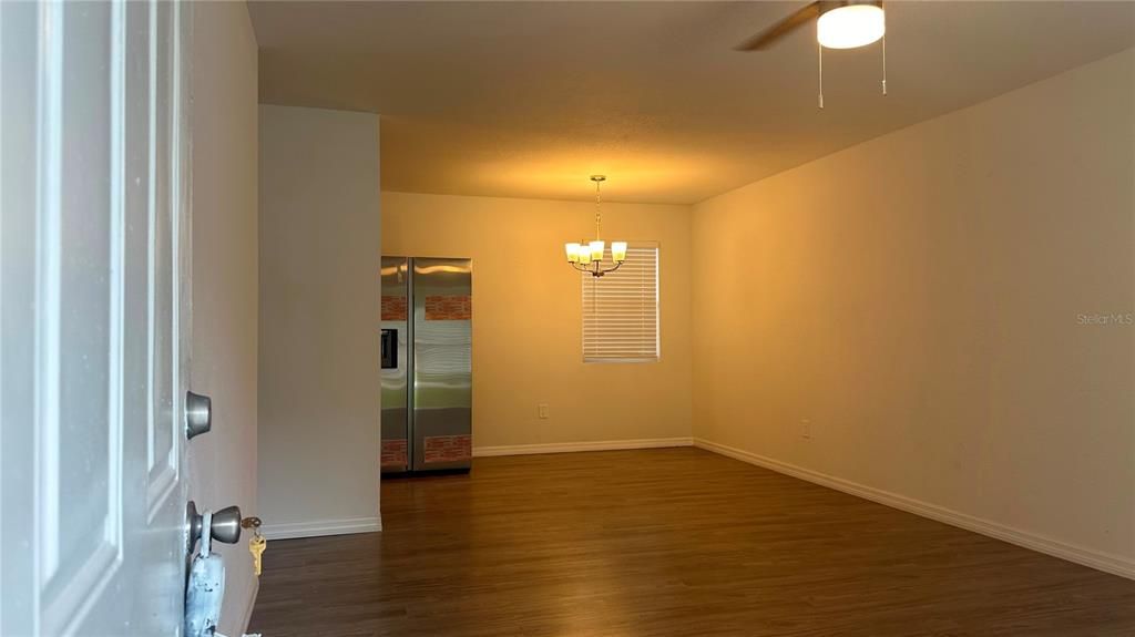 For Sale: $209,000 (3 beds, 2 baths, 1258 Square Feet)