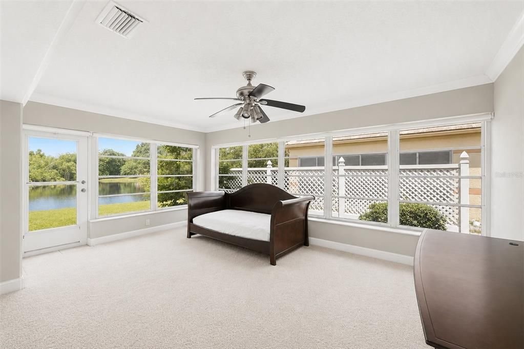 For Sale: $269,000 (2 beds, 2 baths, 1241 Square Feet)
