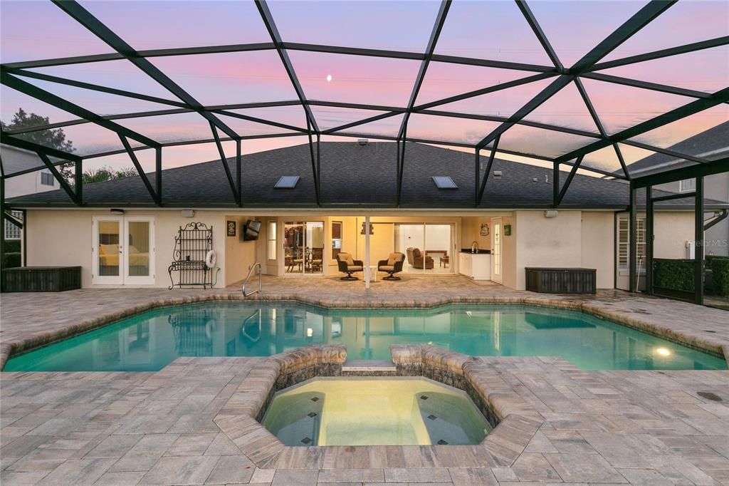 For Sale: $925,000 (4 beds, 3 baths, 2434 Square Feet)