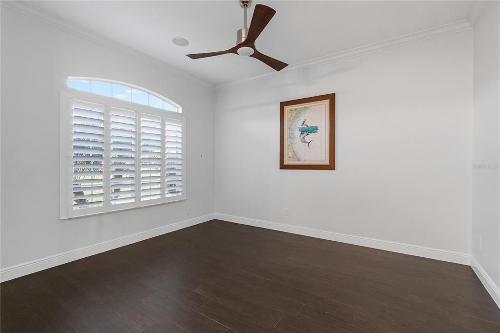 For Sale: $925,000 (4 beds, 3 baths, 2434 Square Feet)